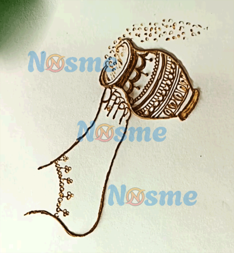 Fusion Mehndi with Personalized Elements 2025